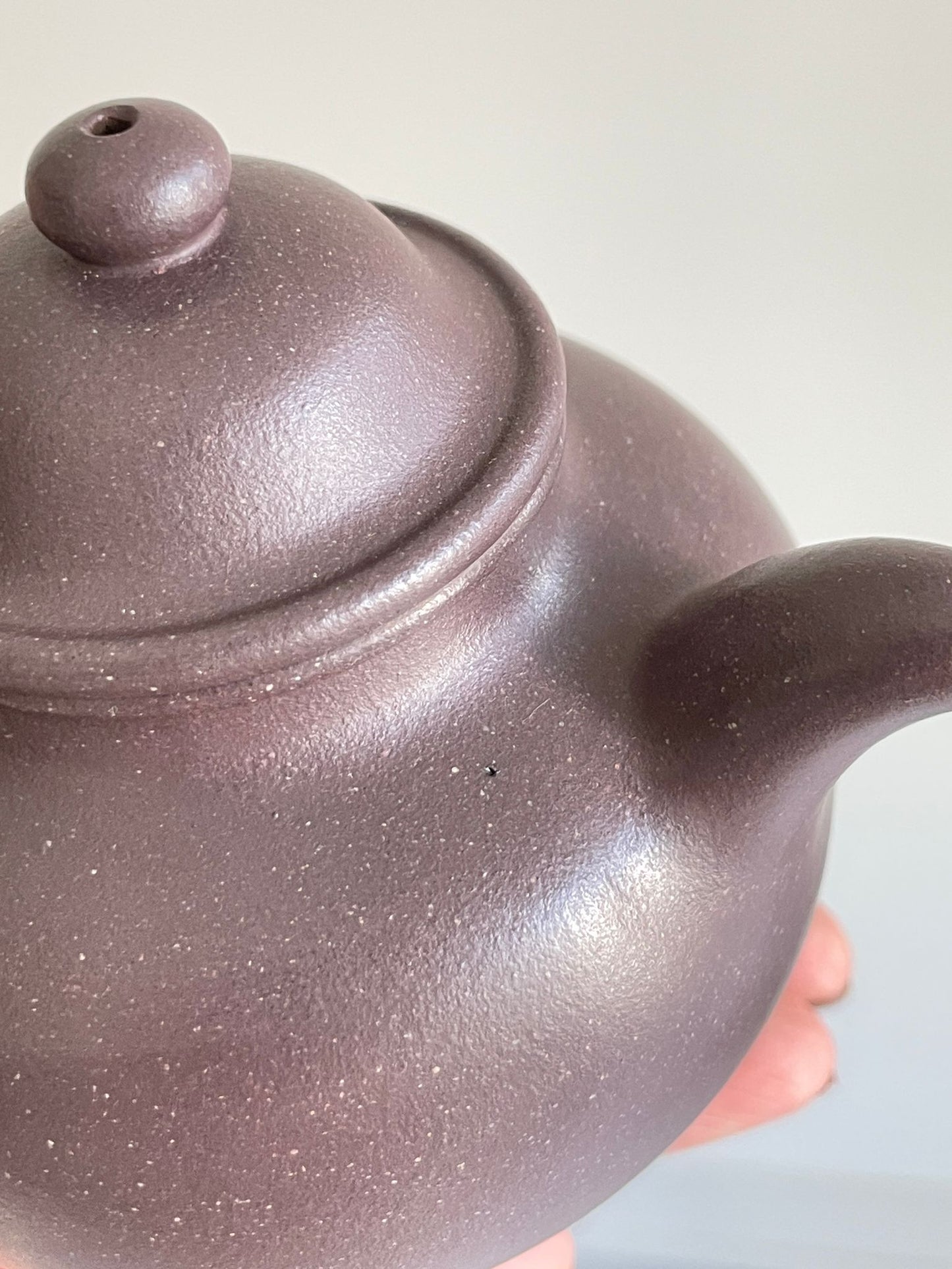 Zisha Violet purple clay Tea pot 200ml 紫砂 紫罗兰掇球茶壶